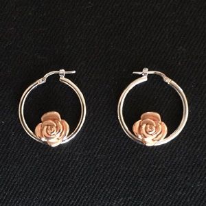 Sterling silver hoop earrings w/ rose colored rose
